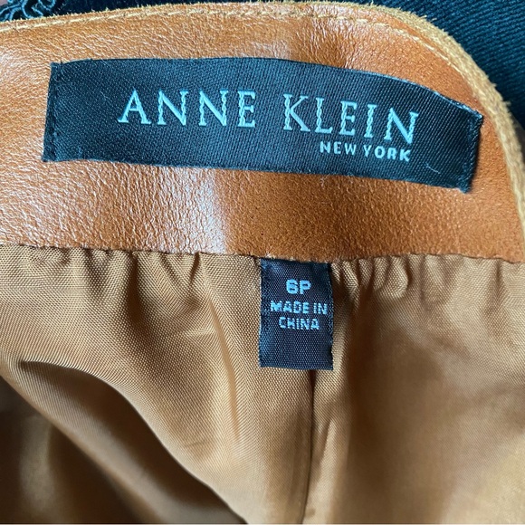 Anne Klein Western Leather Skirt - Picture 13 of 16